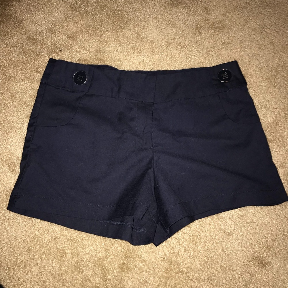 NAVY SHORTS WITH BOW DETAIL